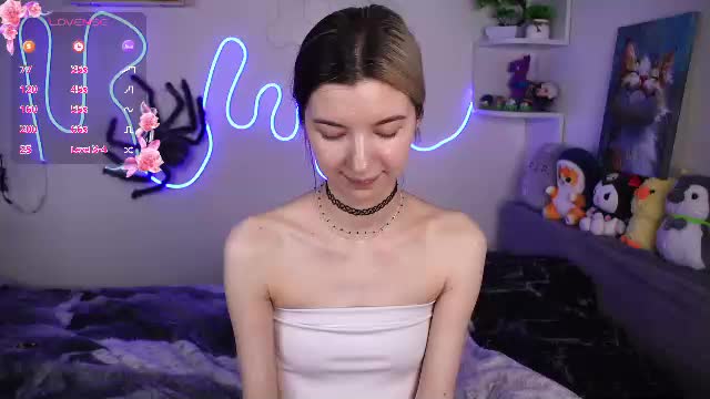 emmie_everly Live Sex June 16, 2026