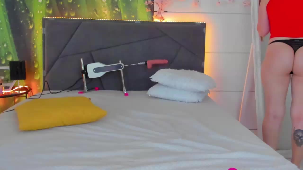HollyTaillor Live Sex June 16, 2026