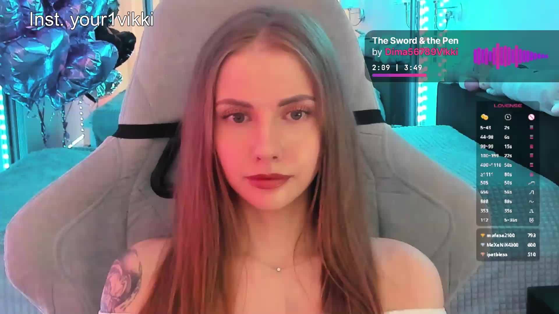 VikkiExtraCheese Live Sex June 17, 2026