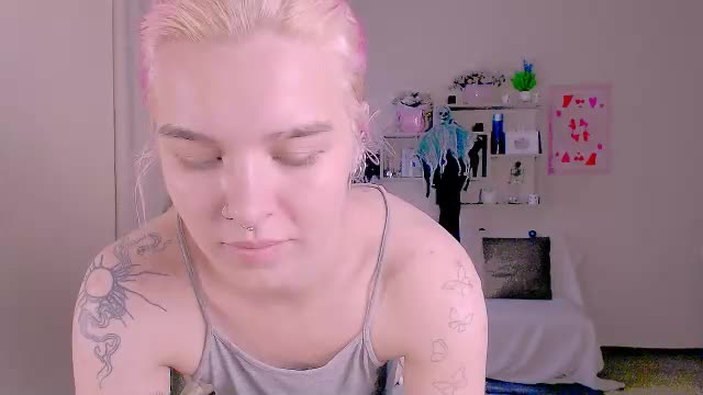 hot_blonda_ Live Sex June 17, 2026