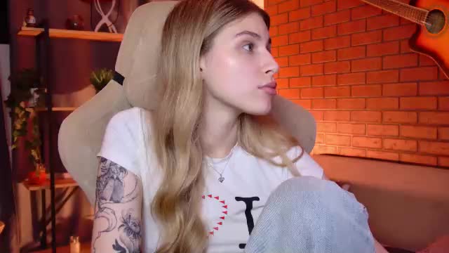 elliecutes Live Sex June 17, 2026