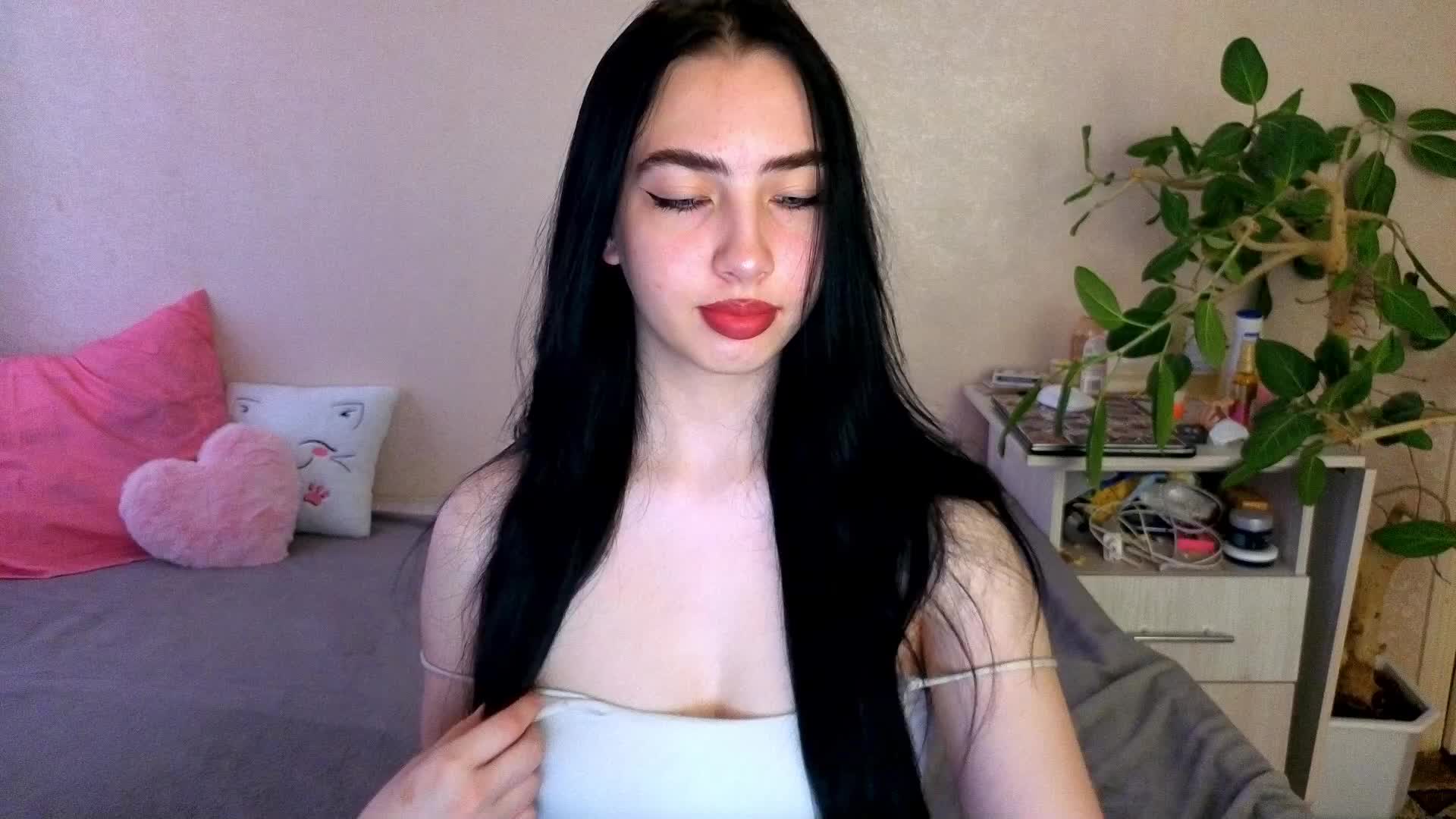 WildKittenX Live Sex June 17, 2026