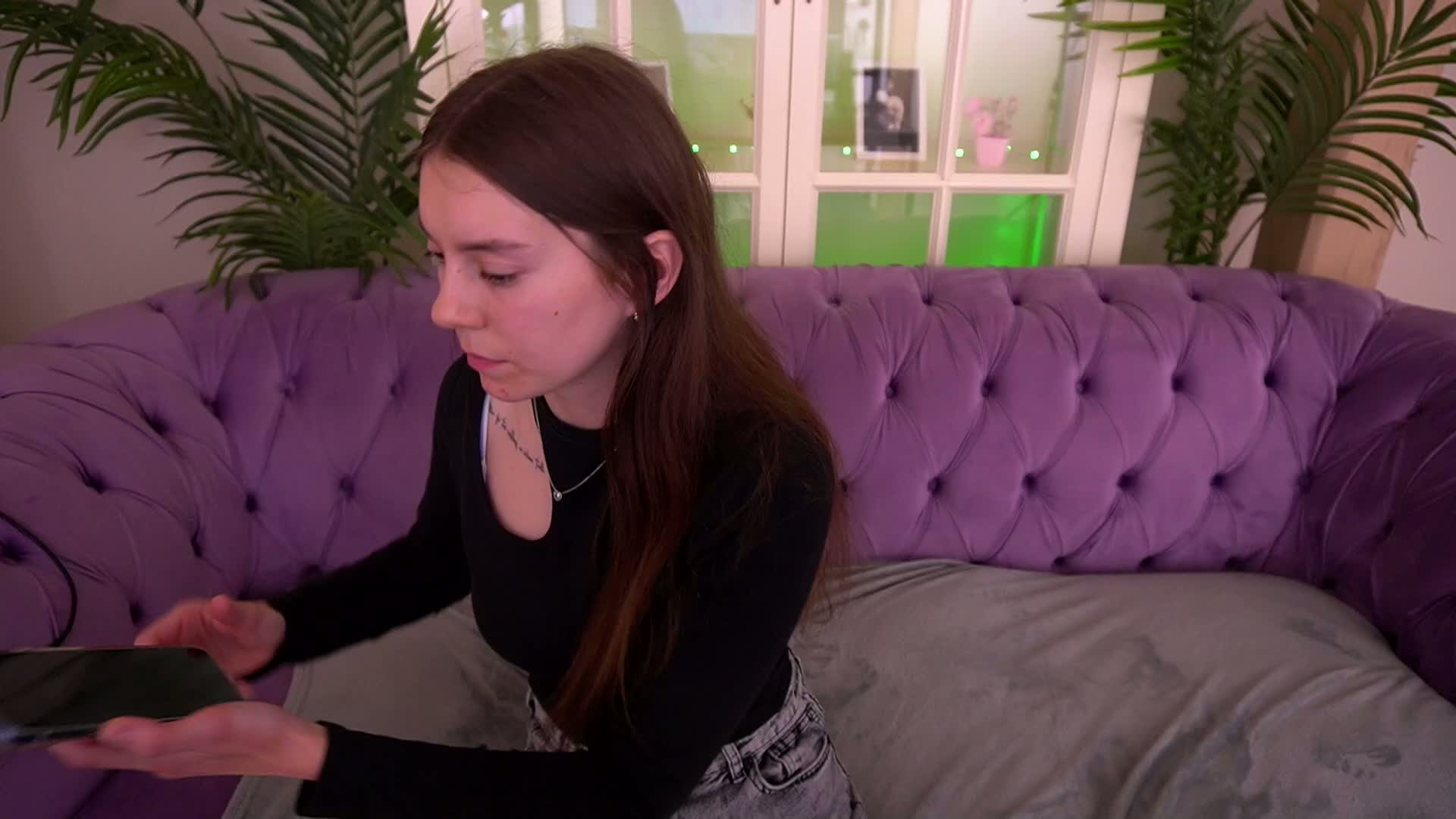 NicoleInfinity Live Sex June 17, 2026