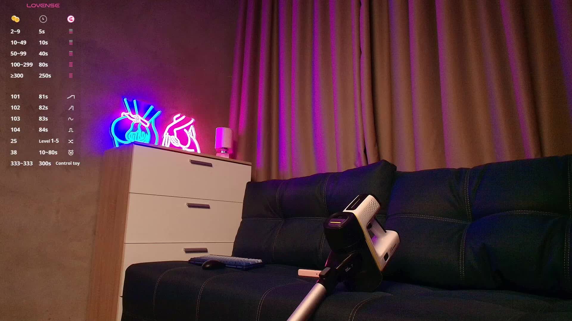 KateAmple Live Sex June 17, 2026