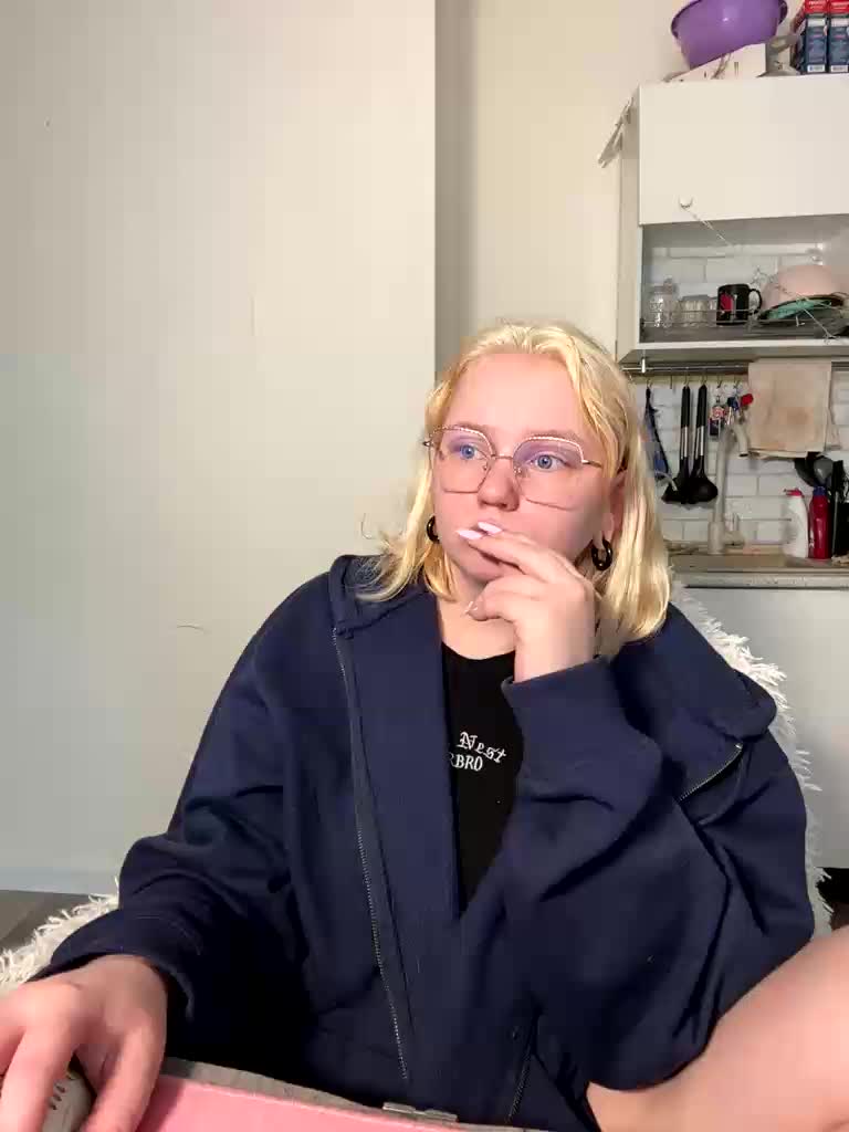 softifocus Live Sex June 17, 2026