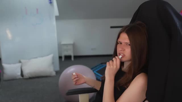 livehub054 Live Sex June 17, 2026