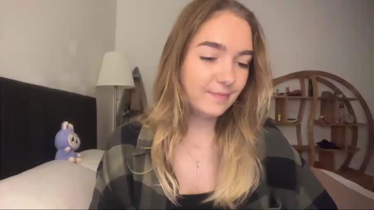 RoxyHorny Live Sex June 18, 2026