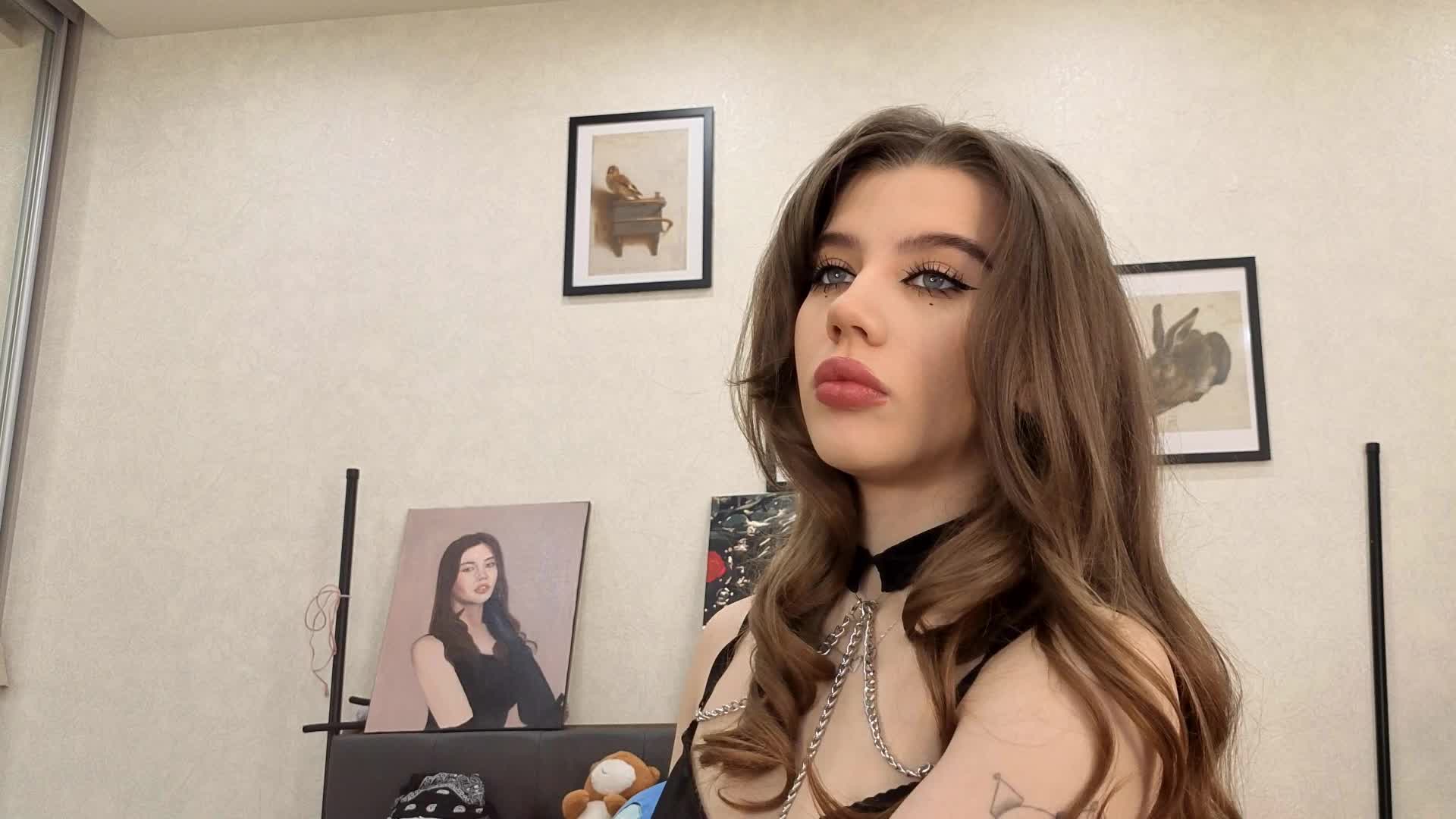 dolly-ll Live Sex June 18, 2026