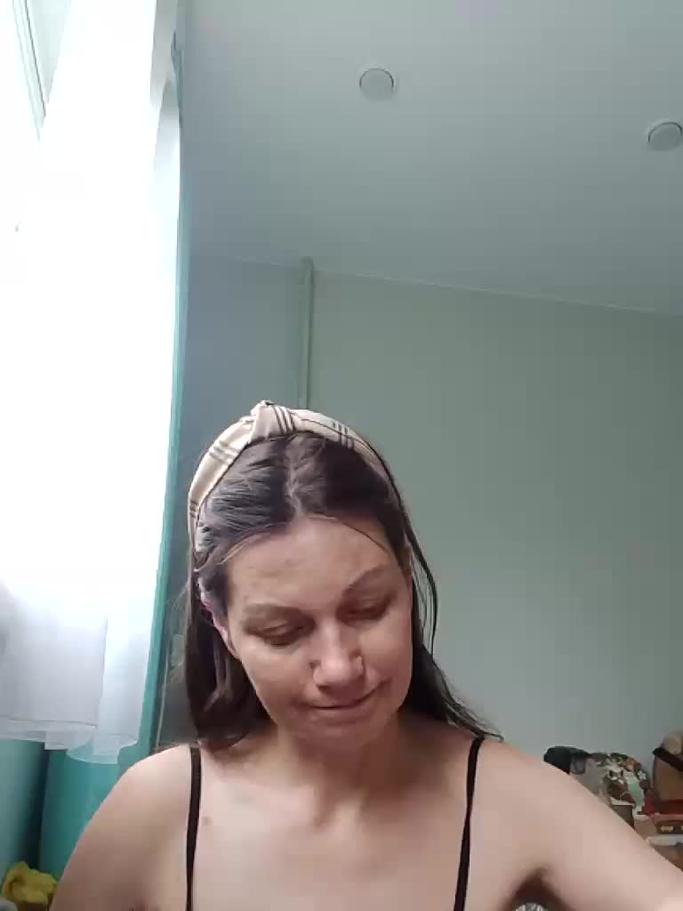 zvezda2511 Live Sex June 18, 2026