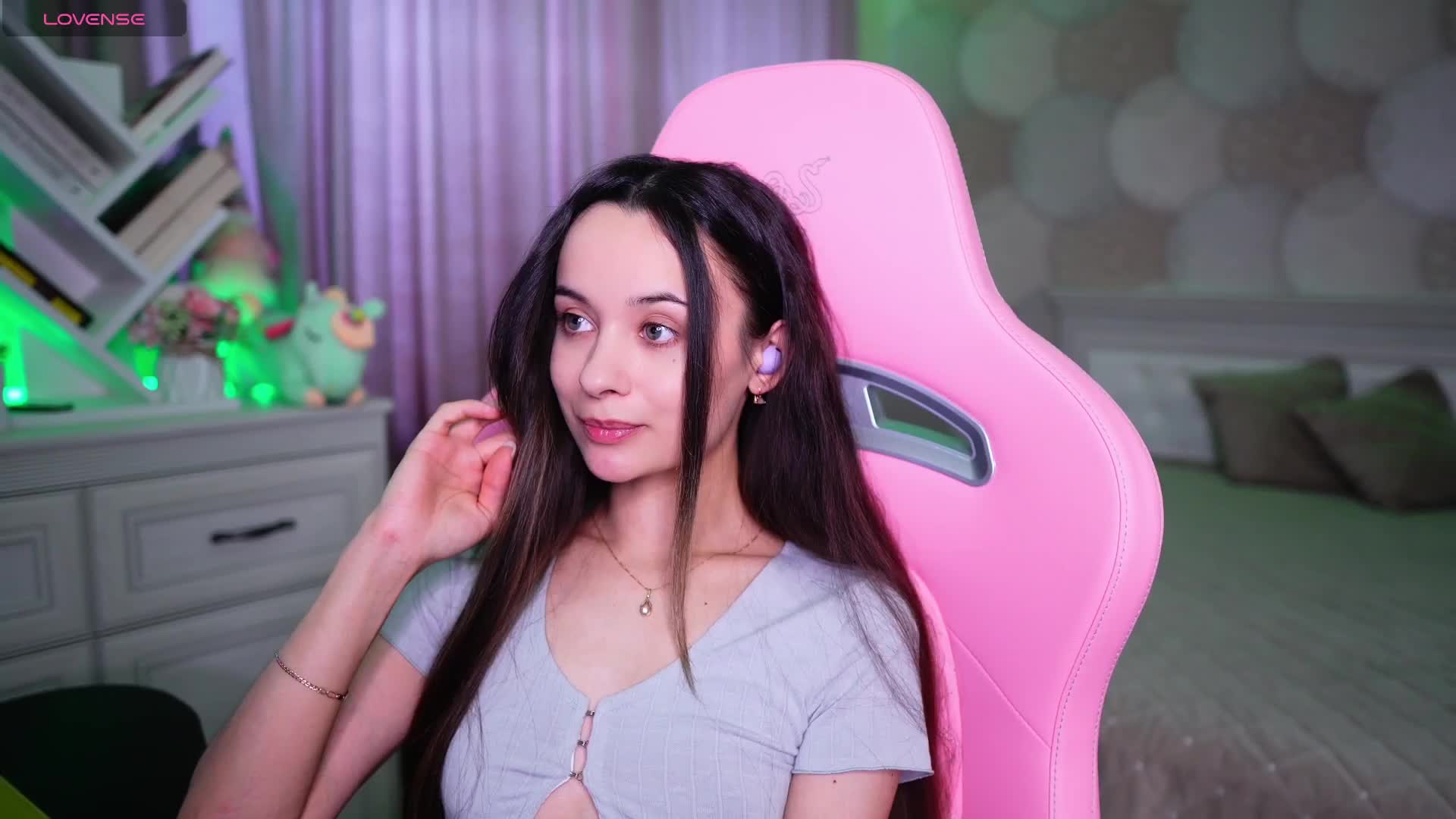 JuicyAngel Live Sex June 18, 2026