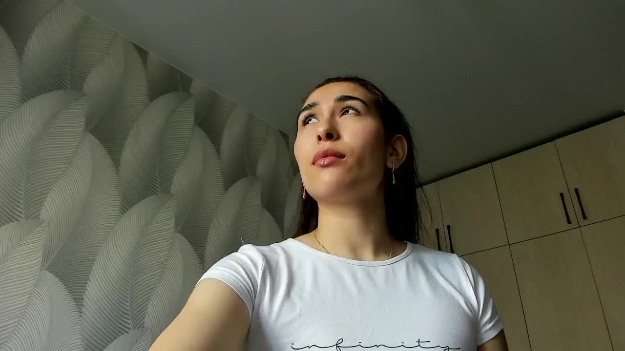 Bambiiiii Live Sex June 18, 2026
