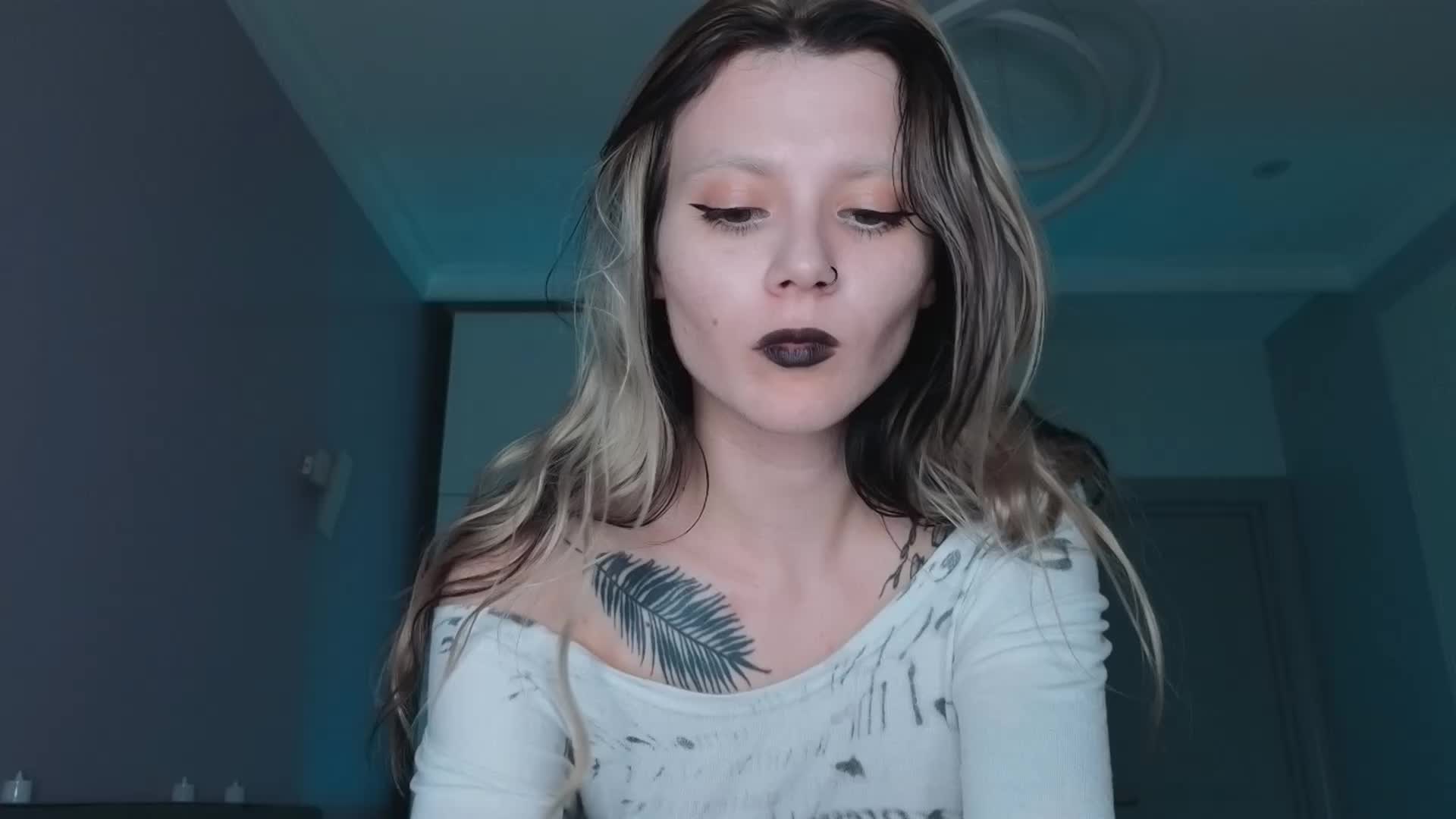 Alicee-teasee Live Sex June 18, 2026