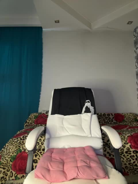 Eva-Bella Live Sex June 19, 2026