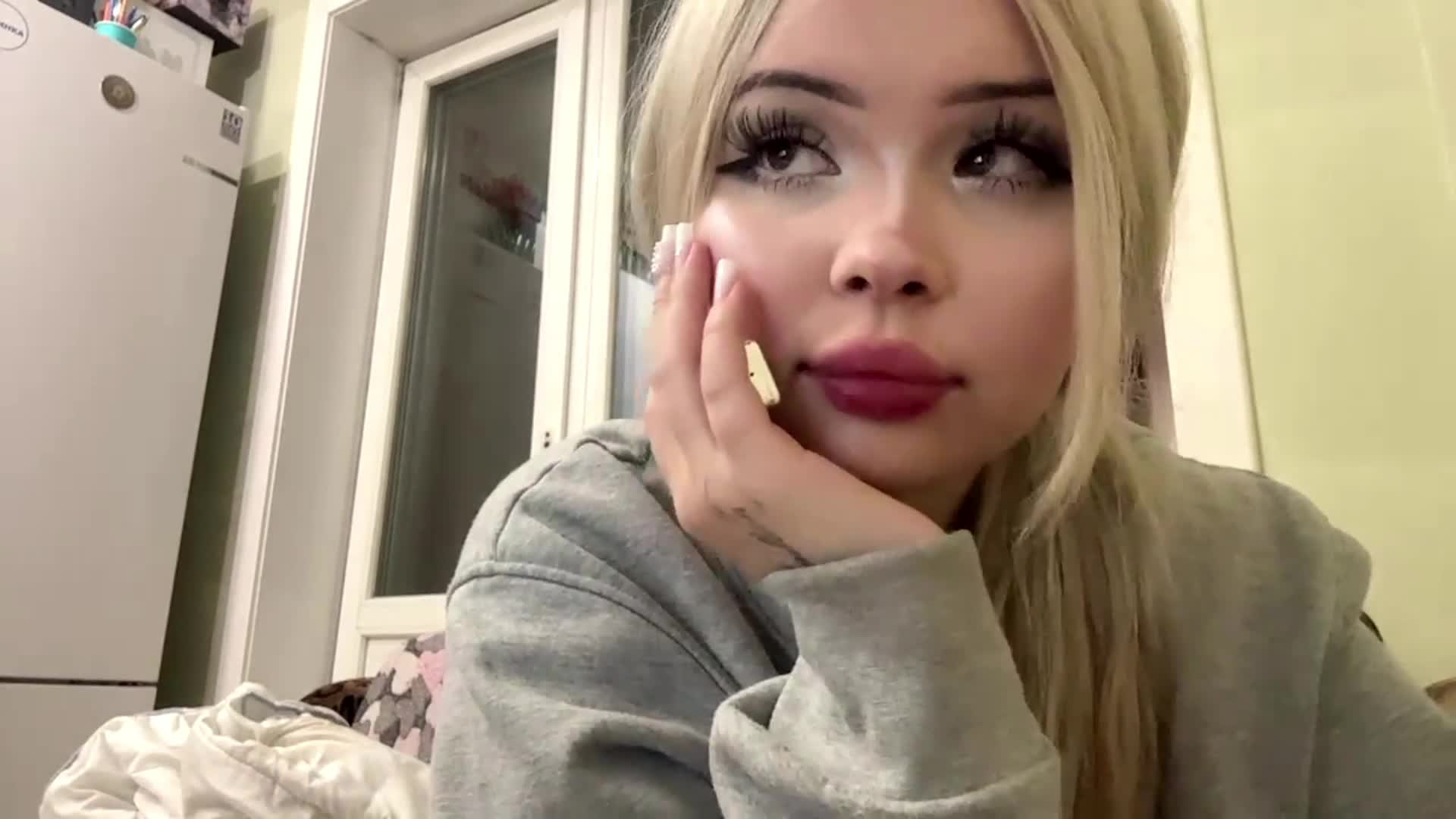 AngelenaBuote Live Sex June 19, 2026