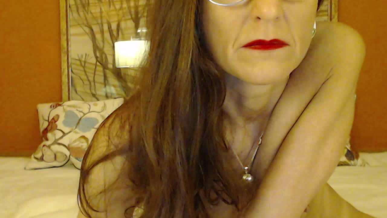 Lora8888 Live Sex June 19, 2026