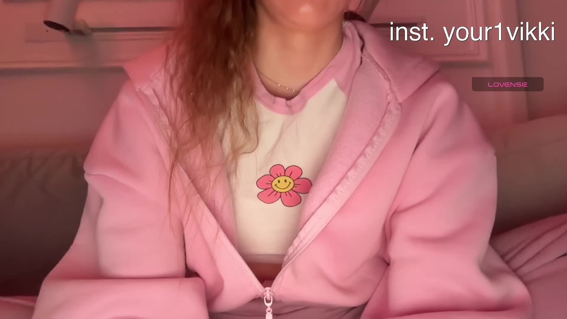 VikkiExtraCheese Live Sex June 20, 2026