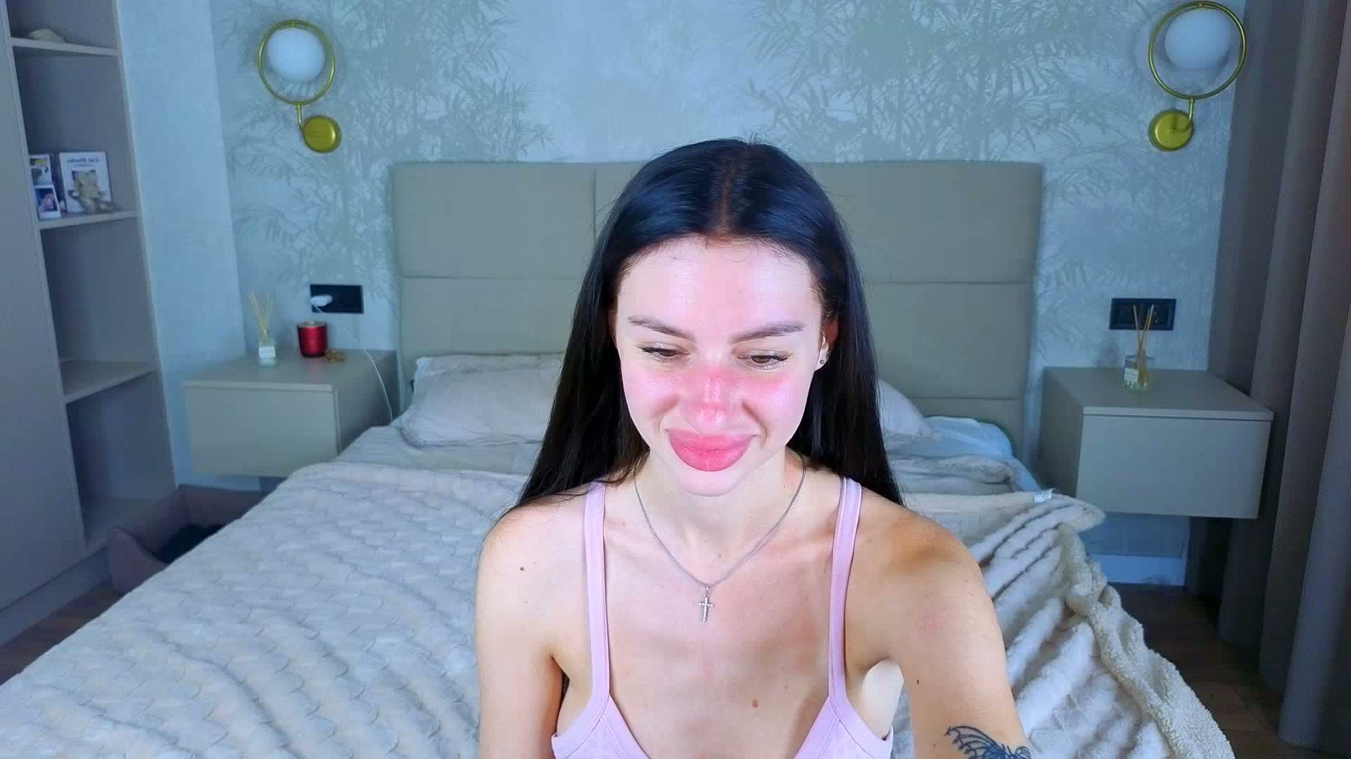 SnowWhiteee Live Sex June 20, 2026
