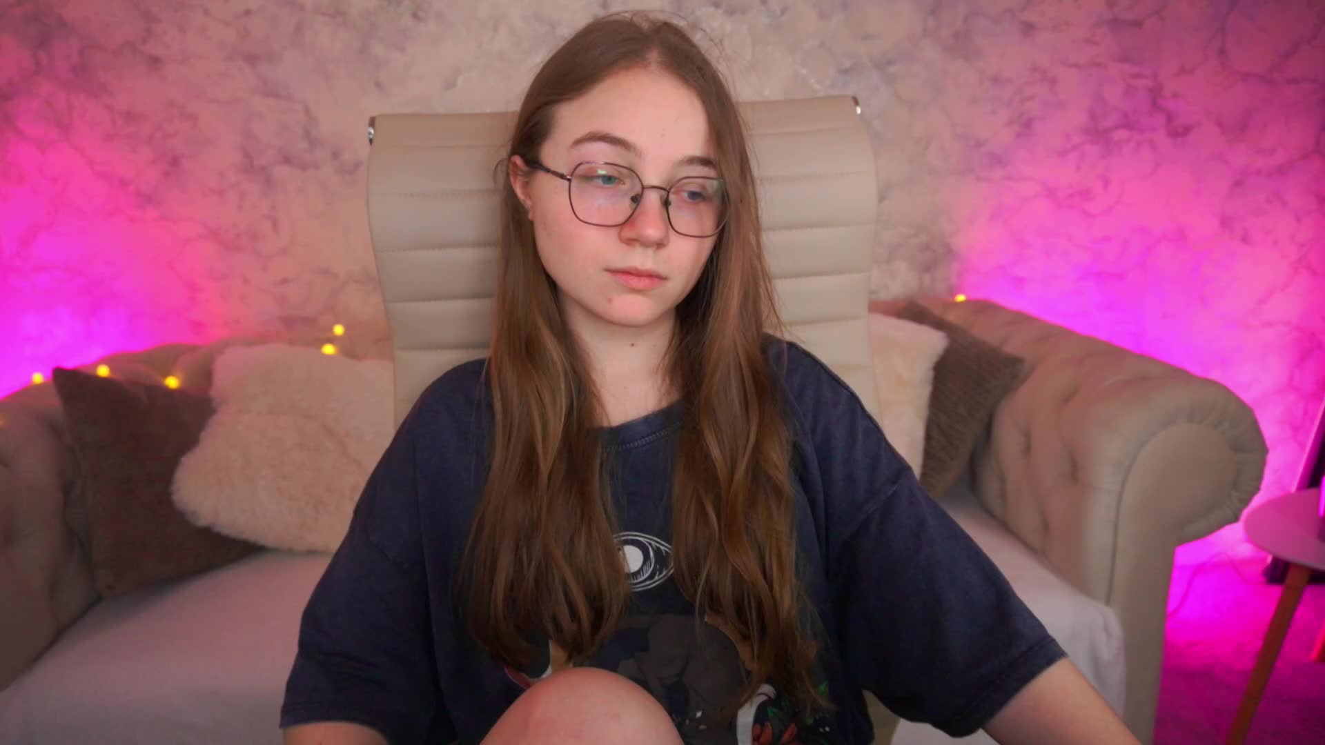 ArrinaWairr Live Sex June 20, 2026