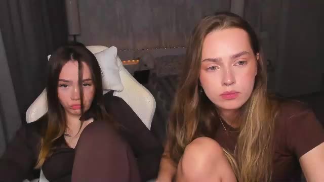 top_twins Live Sex June 20, 2026