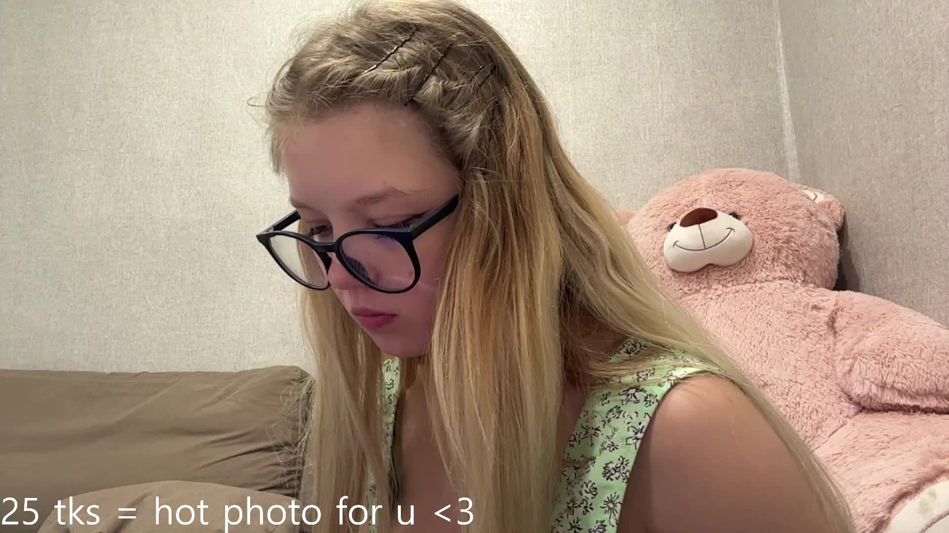 ArdellaPeetoom Live Sex June 20, 2026