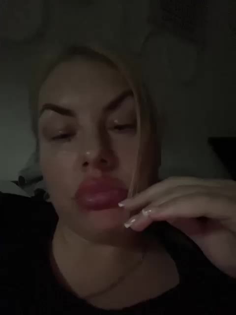 RobinLili Live Sex June 20, 2026