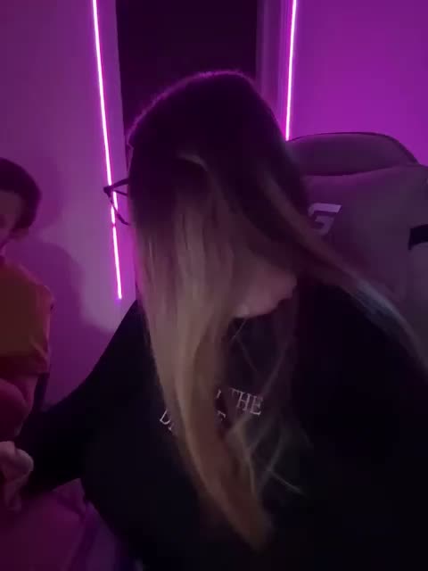 Cris_Mi Live Sex June 21, 2026