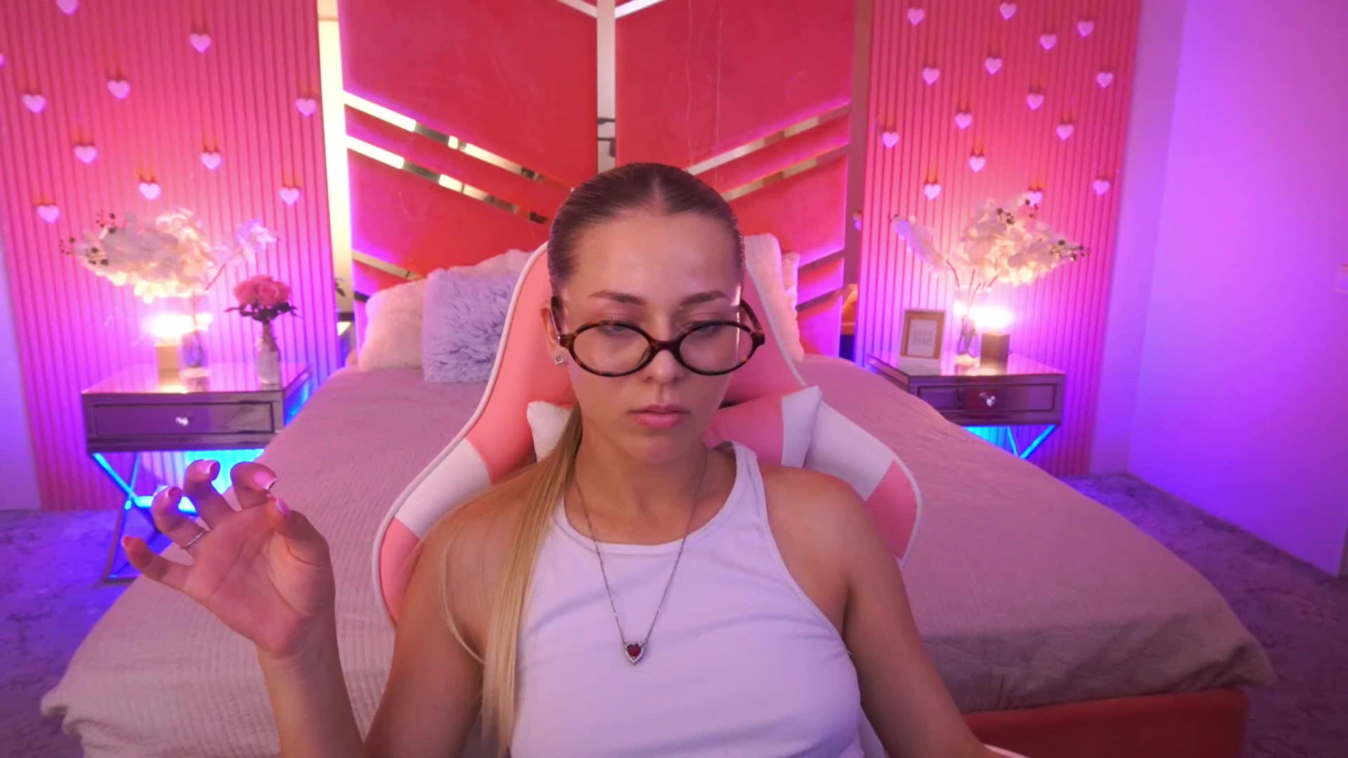 LoveeDove Live Sex June 21, 2026