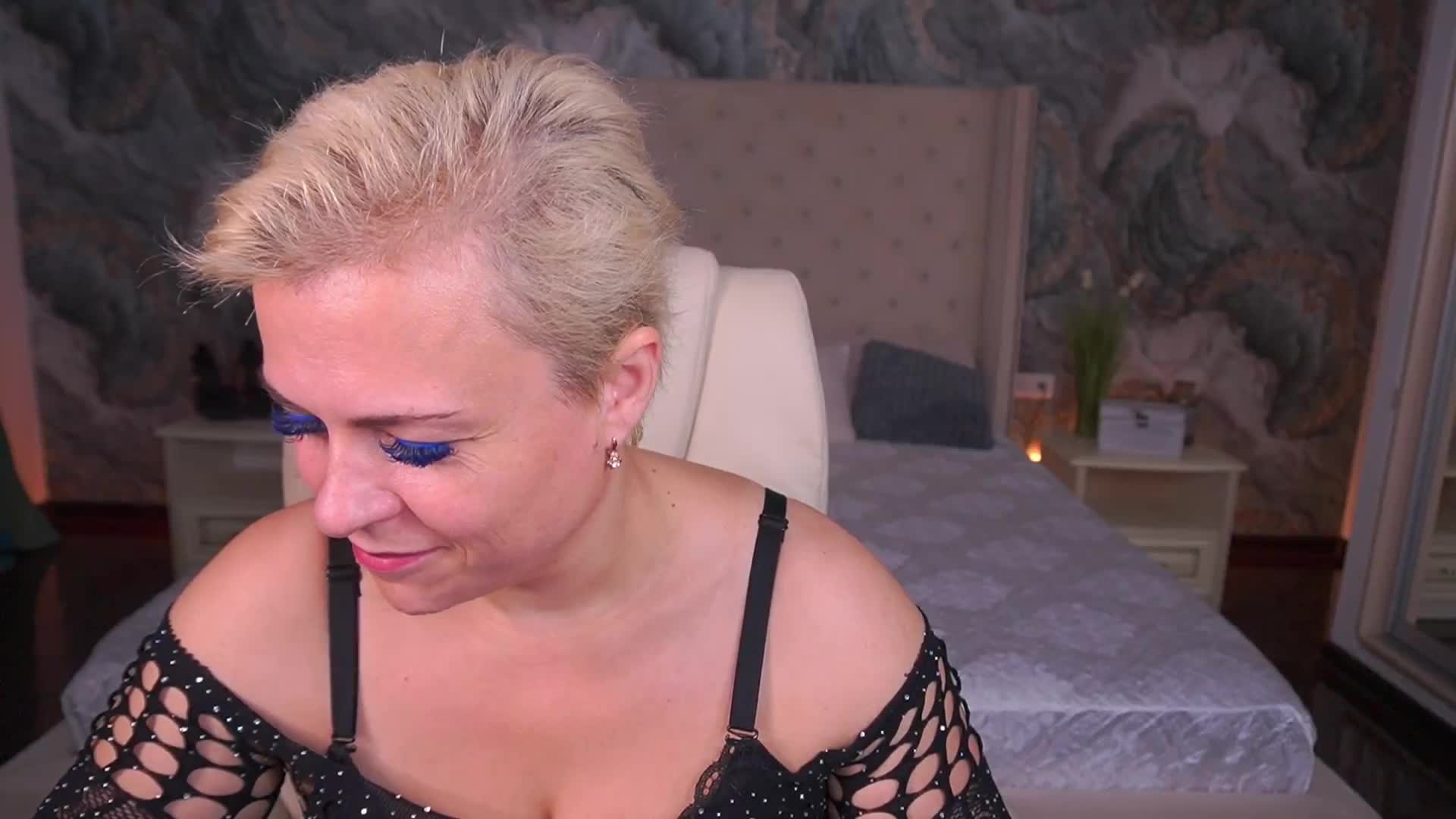 CrystalVibe Live Sex June 21, 2026