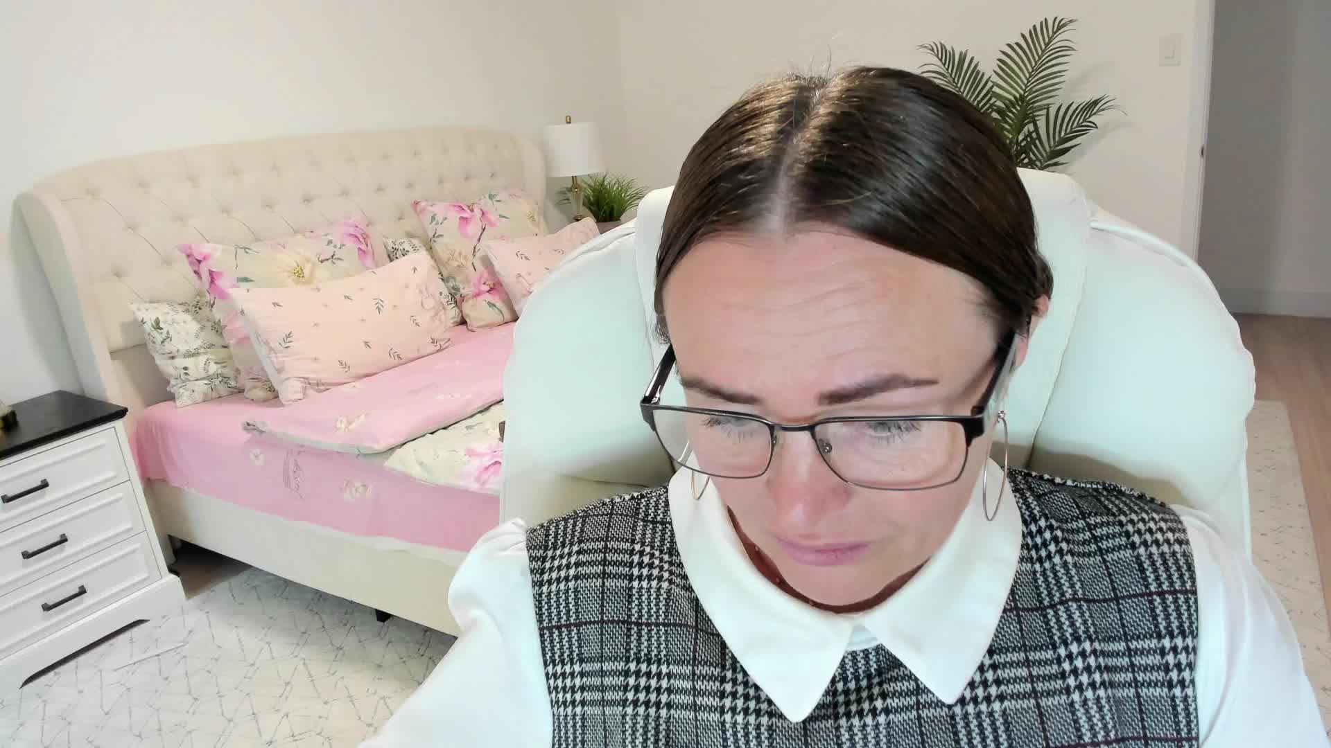 -Michelle- Live Sex June 21, 2026