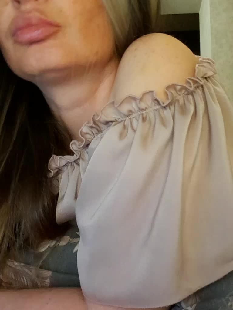 Sofaa Live Sex June 22, 2026