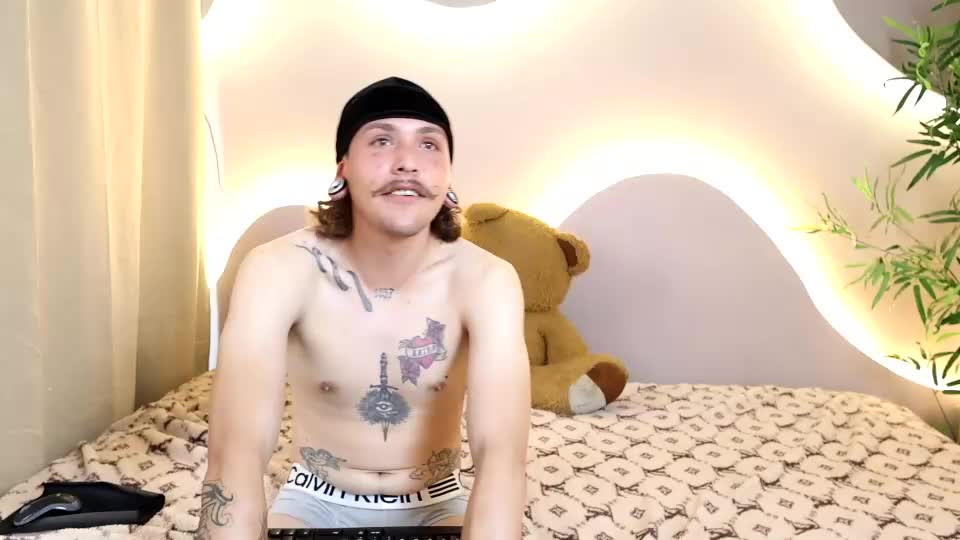 sophi_and_dereck Live Sex June 22, 2026