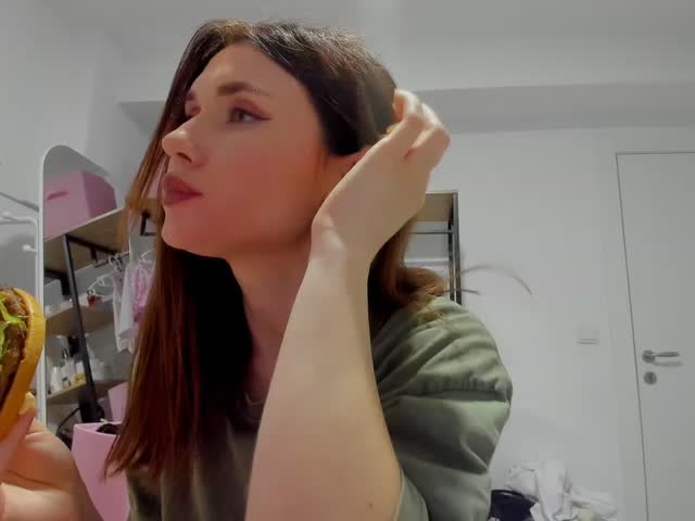 ZoiKissy Live Sex June 22, 2026