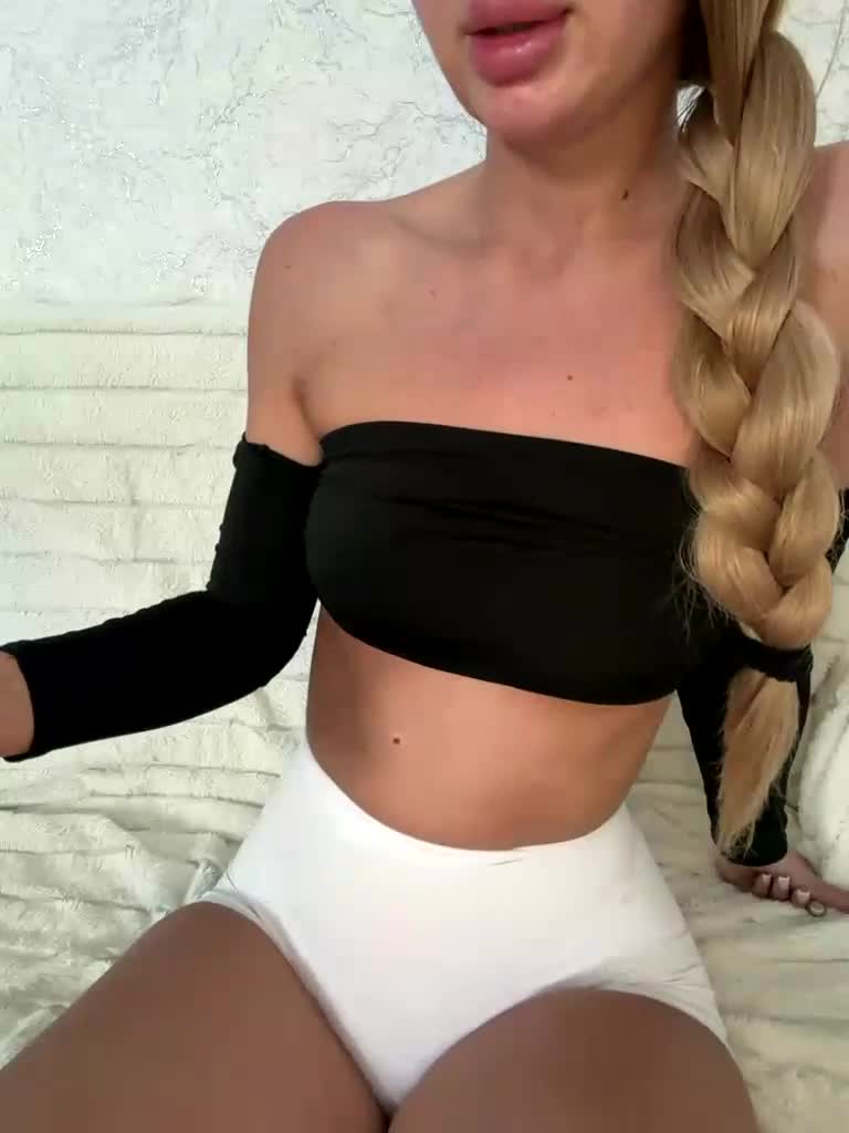 EmilliX Live Sex June 22, 2026