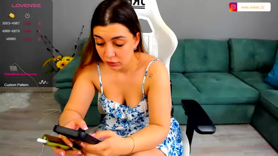 eveeevian Live Sex June 22, 2026