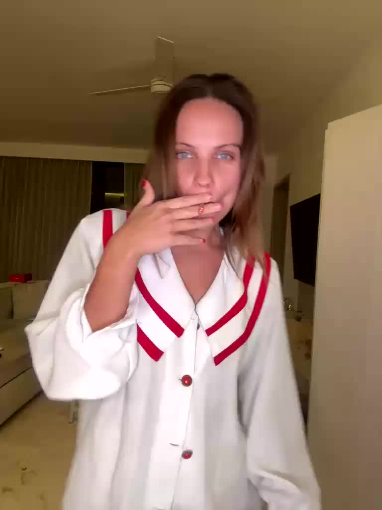 REALMEANTINA Live Sex June 23, 2026