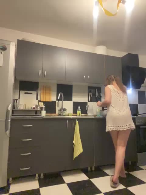 Alisasqrl Live Sex June 23, 2026