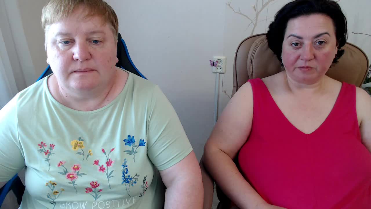 XMollyJaneEX Live Sex June 24, 2026