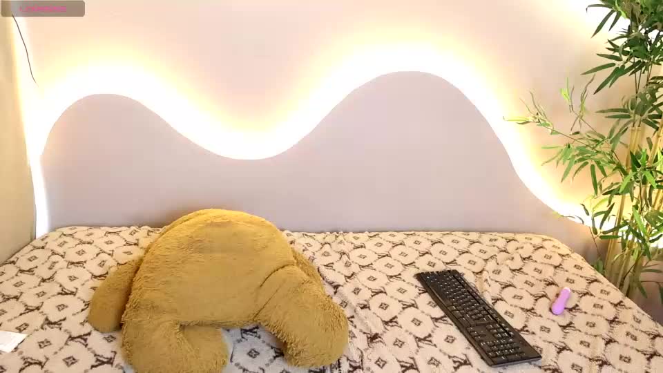 sophi_and_dereck Live Sex June 24, 2026