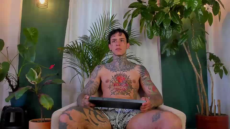 aron_ford Live Sex June 24, 2026