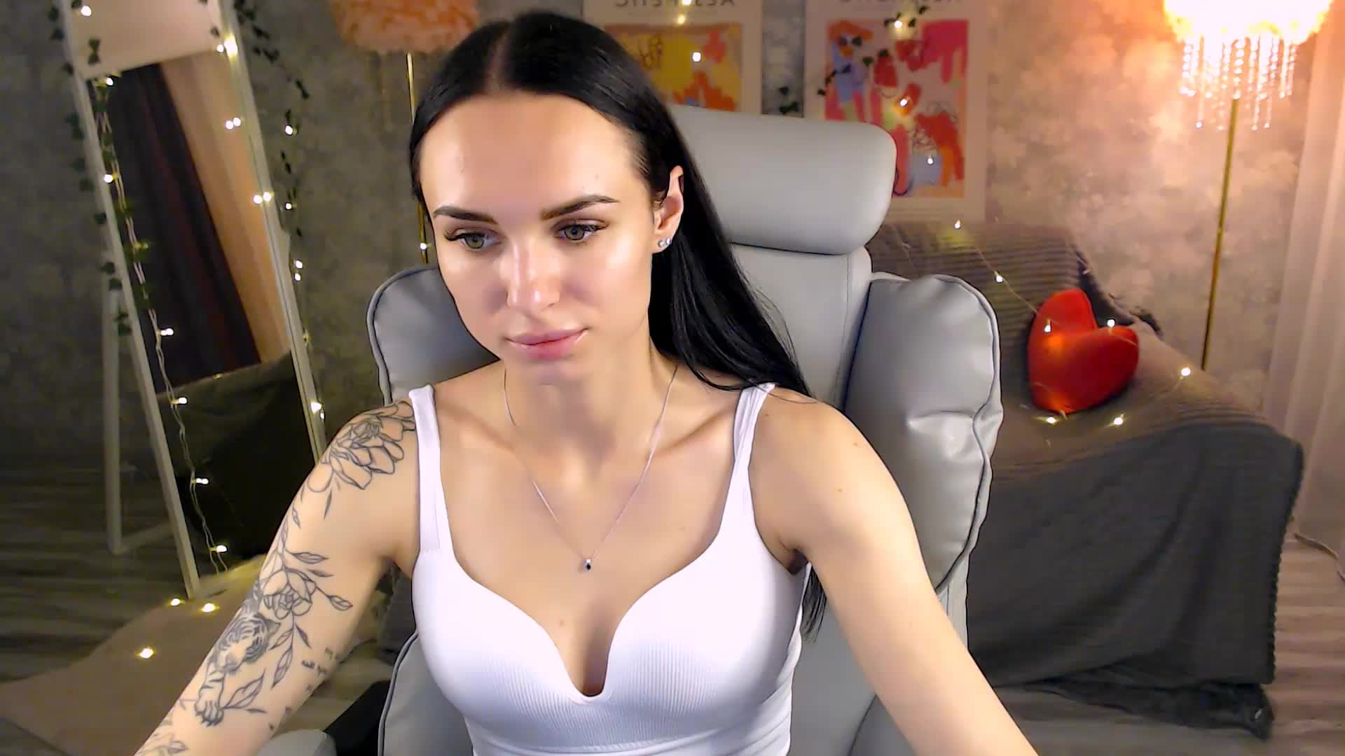 NicoleMerz Live Sex June 24, 2026