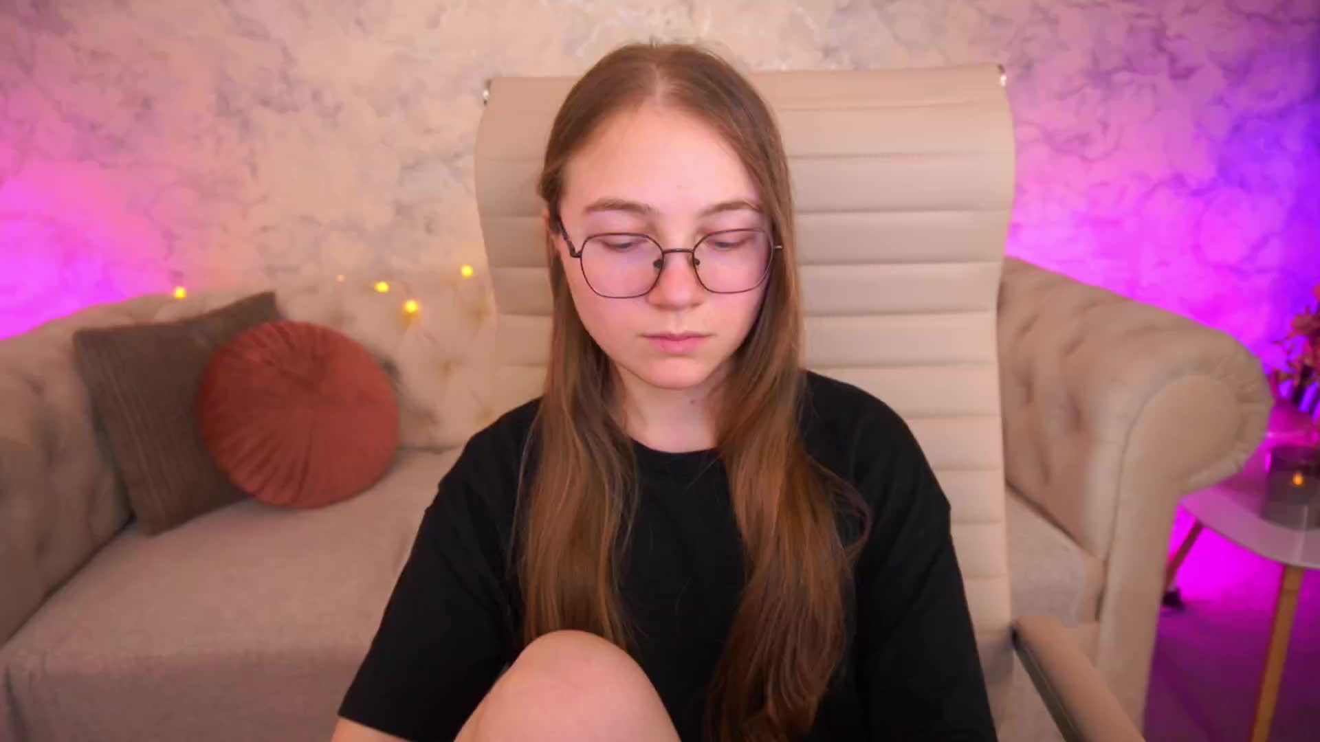 ArrinaWairr Live Sex June 24, 2026