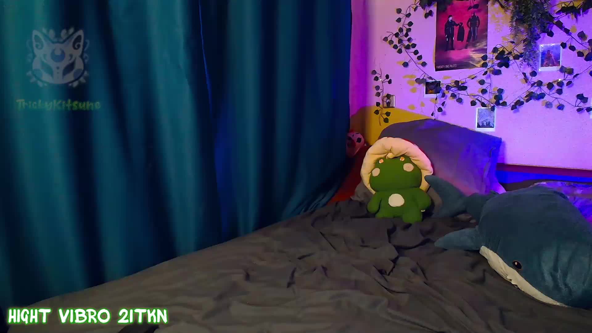 Tricky_Kitsune Live Sex June 24, 2026