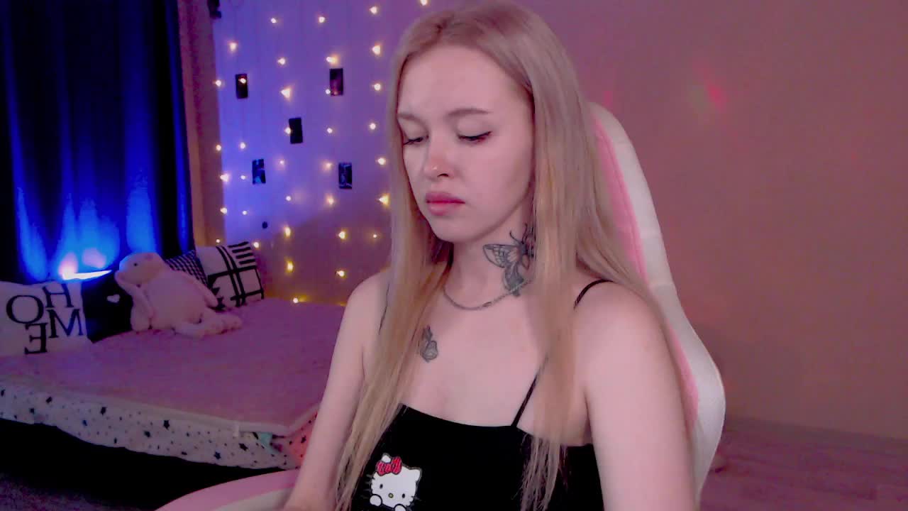 NaughtyMable Live Sex June 24, 2026