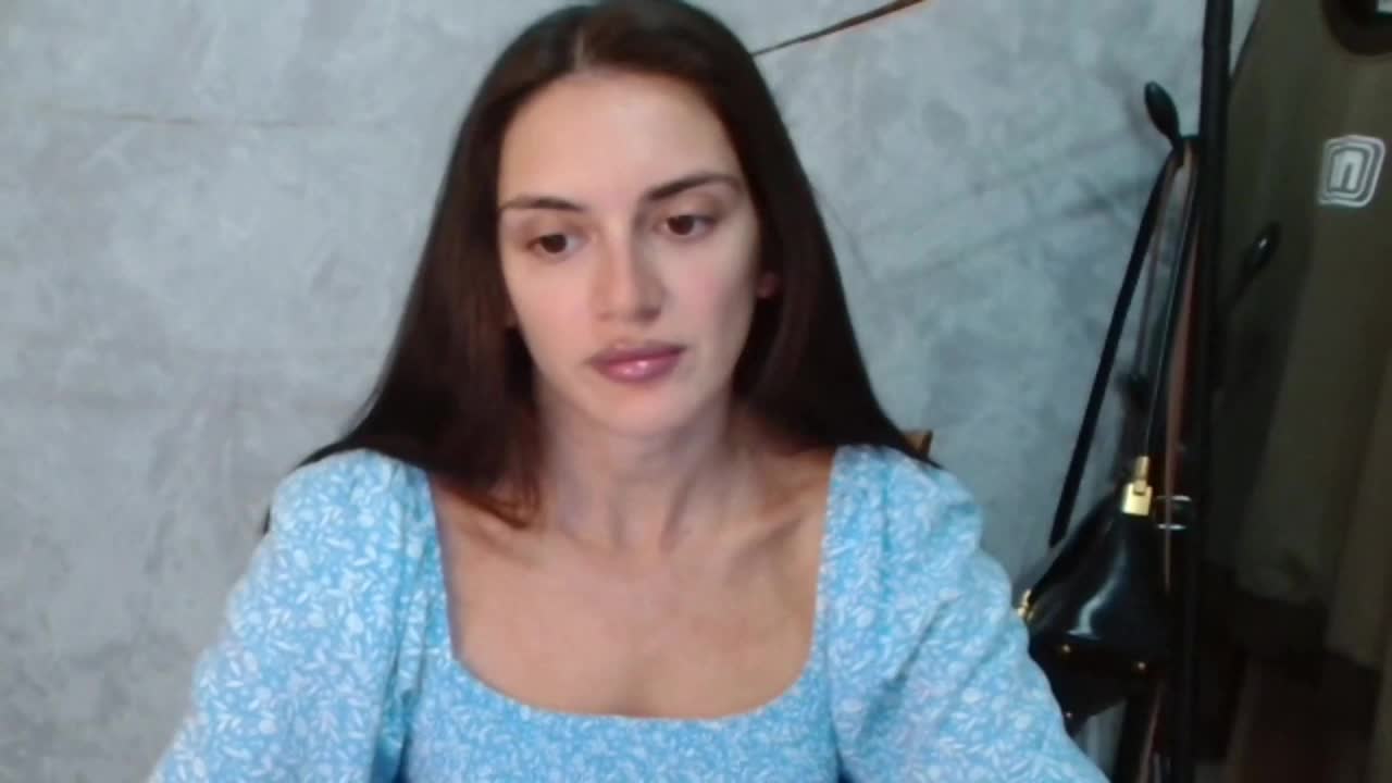 FlirtyRoxi Live Sex June 25, 2026