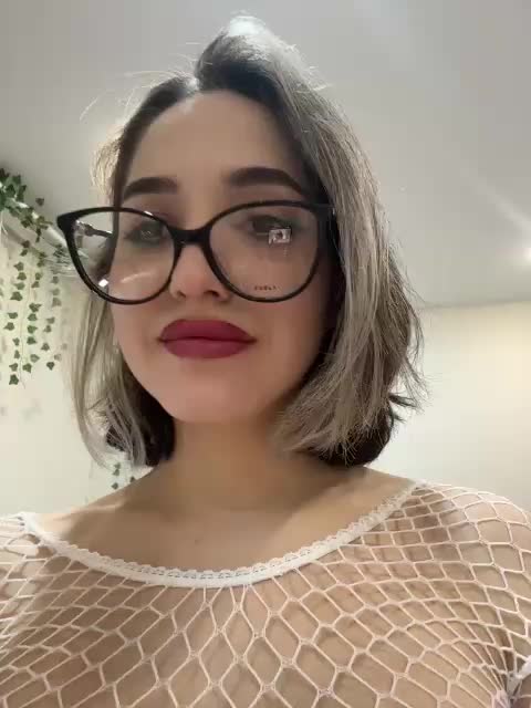 Honey_buns Live Sex June 25, 2026