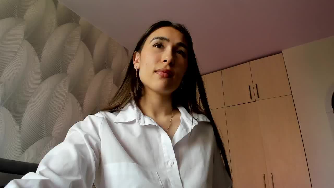 Bambiiiii Live Sex June 25, 2026