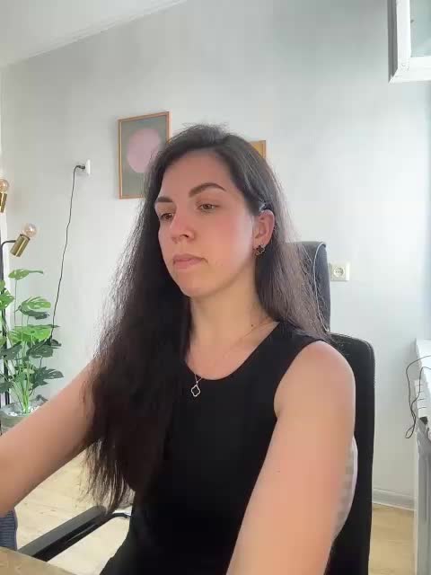 Vika19981 Live Sex June 25, 2026