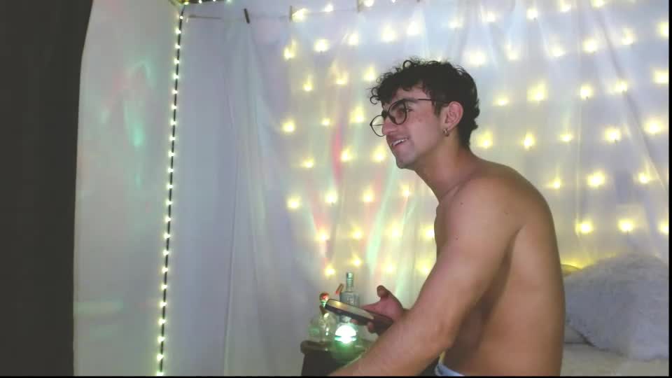 annie_jacke Live Sex June 26, 2026