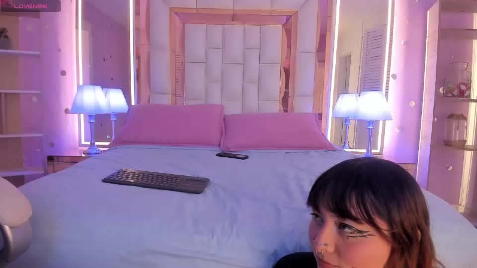 goldentemptation_ Live Sex June 27, 2026