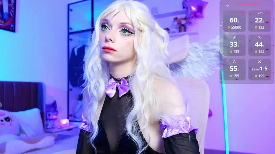 holliwould_ Live Sex June 27, 2026